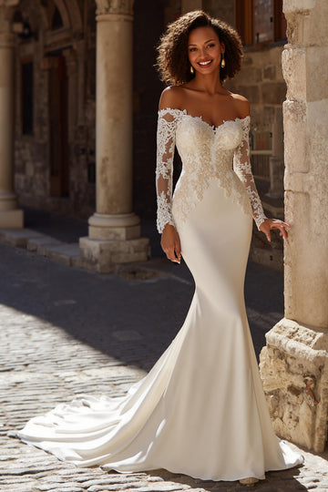 Sirène Ivoire Sweetheart Neck Appliqued Sweep Train Robe de mariée